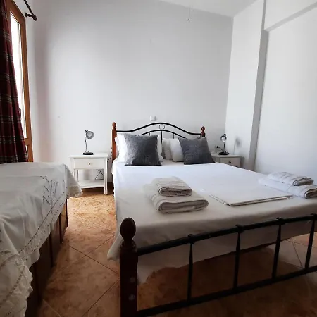 Maria's Village Apartman *