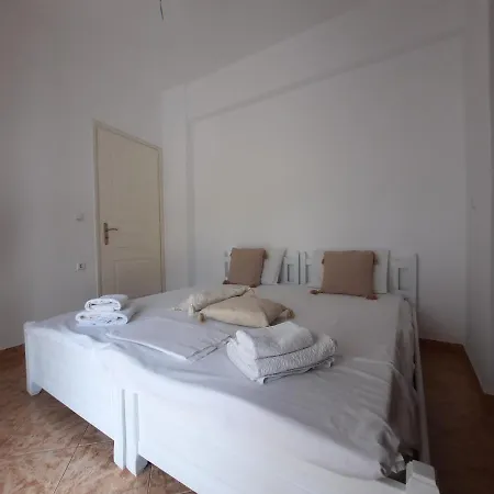 Maria's Village Apartman Glinádo Náxu